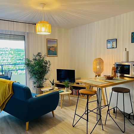 Au Bord De L'Eau Apartment กงการ์โน ภายนอก รูปภาพ