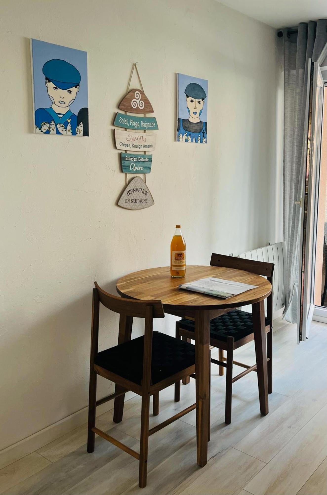 Au Bord De L'Eau Apartment กงการ์โน ภายนอก รูปภาพ