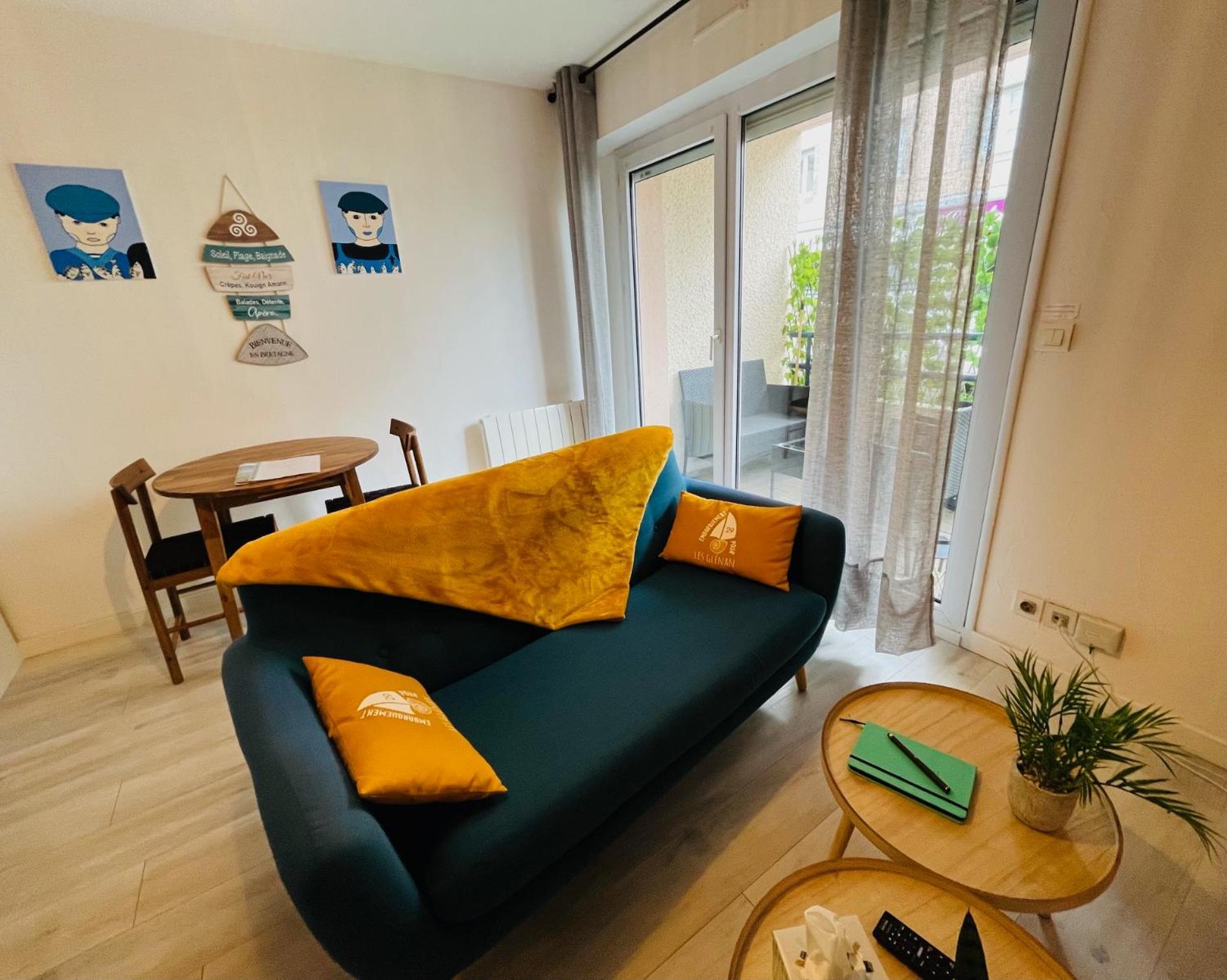 Au Bord De L'Eau Apartment กงการ์โน ภายนอก รูปภาพ