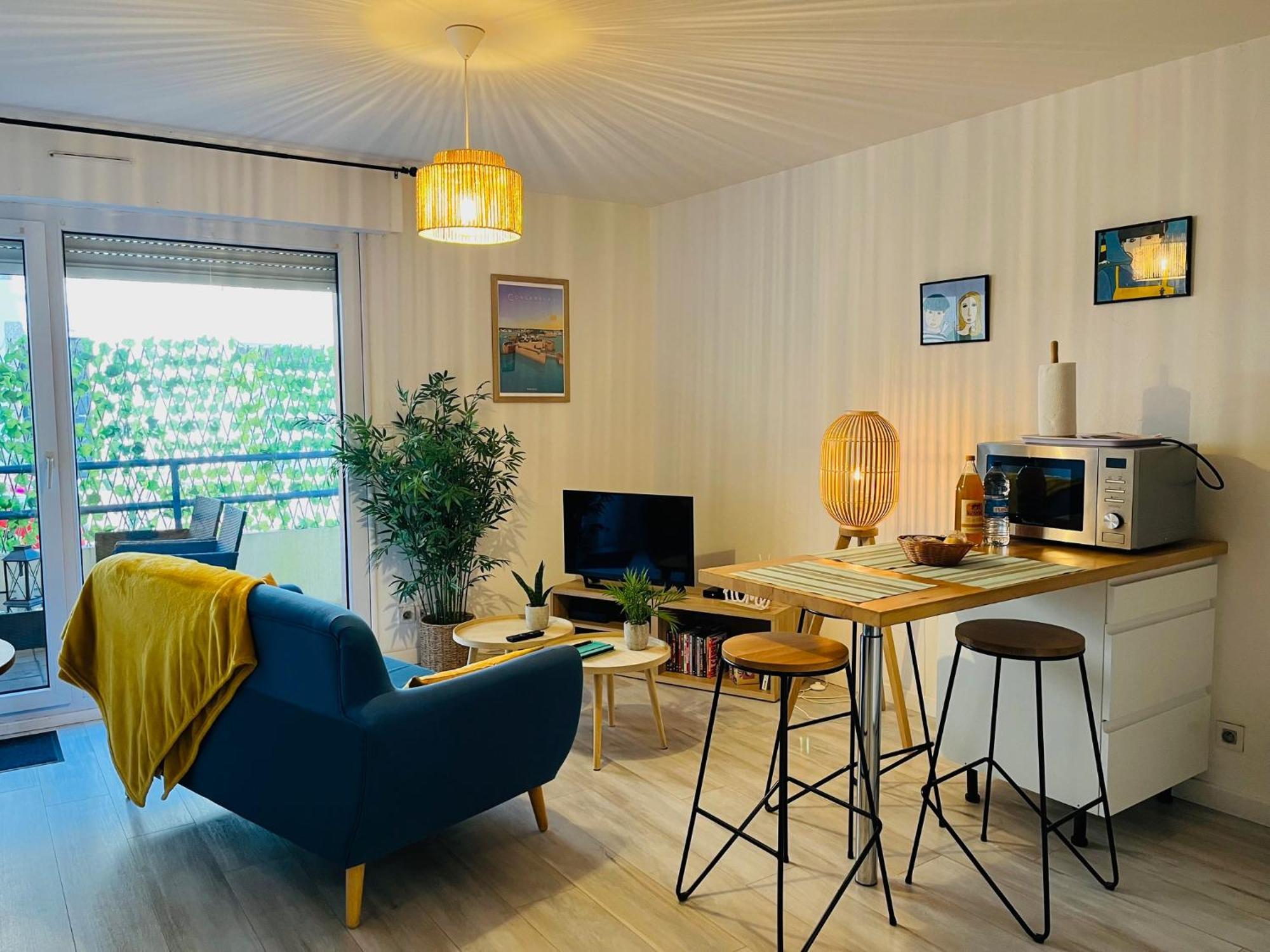 Au Bord De L'Eau Apartment กงการ์โน ภายนอก รูปภาพ